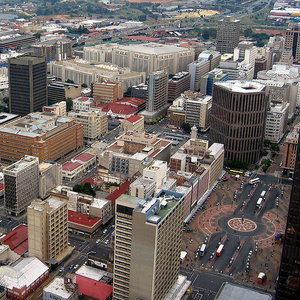 Development specialists must get to grips with fragile cities